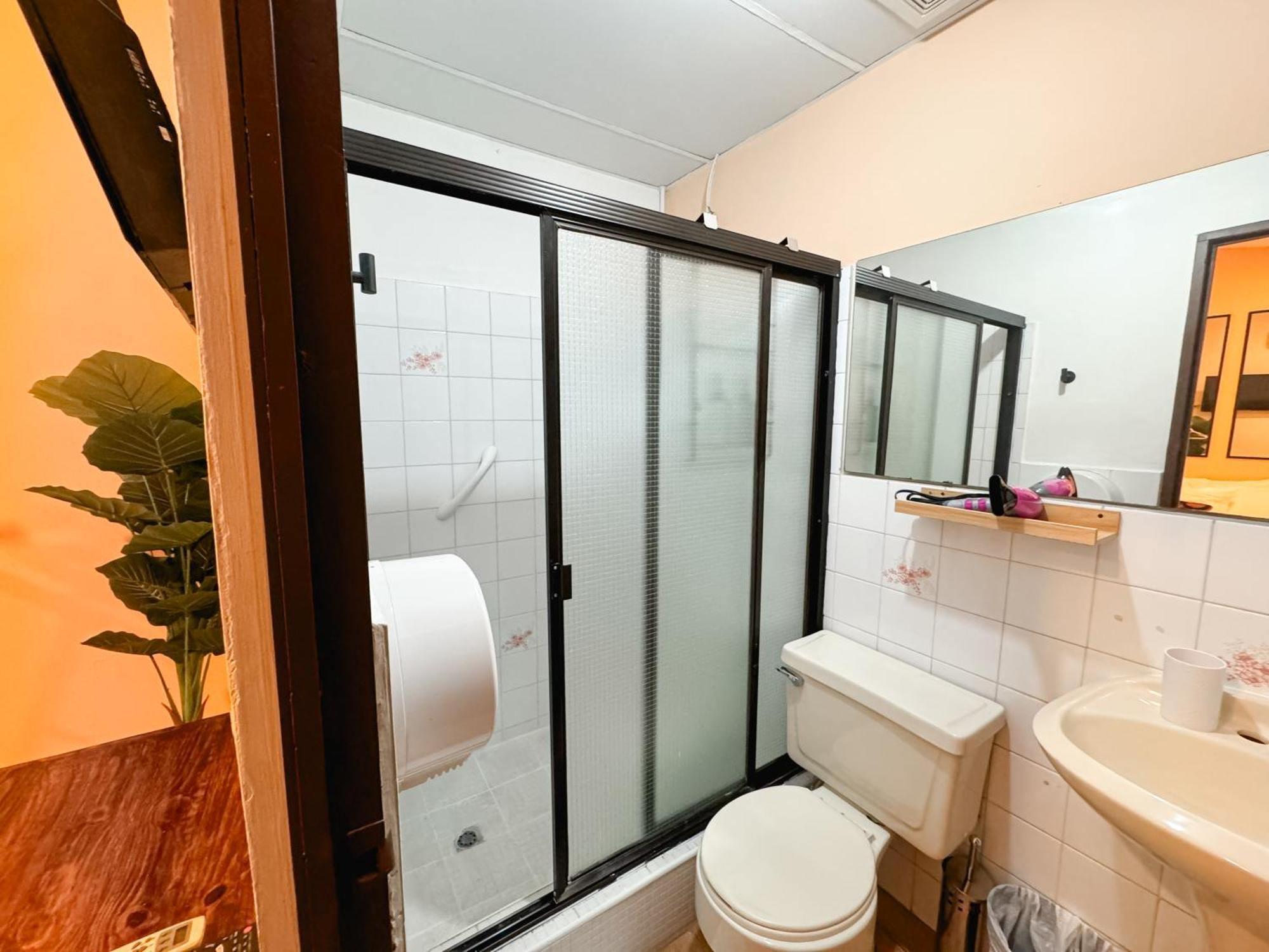 Casa 46 - Escalon Bed and breakfast San Salvador